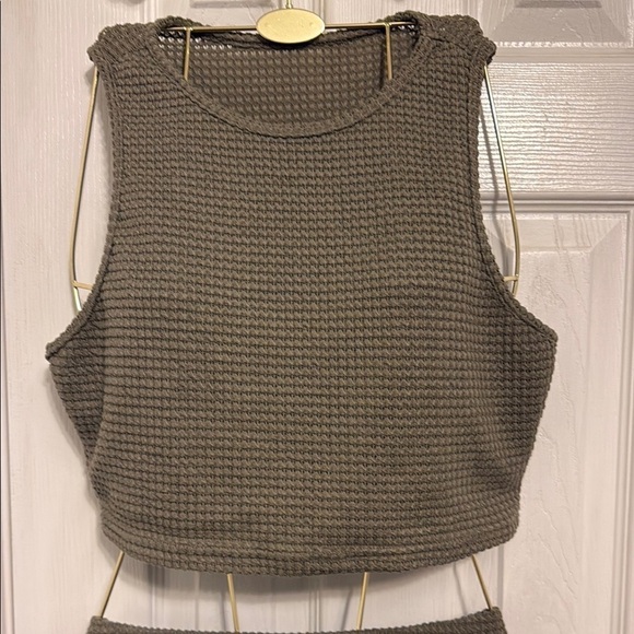 SHEIN Green Ribbed Asymmetrical Bodycon Top & Skirt #448 - Picture 2 of 10